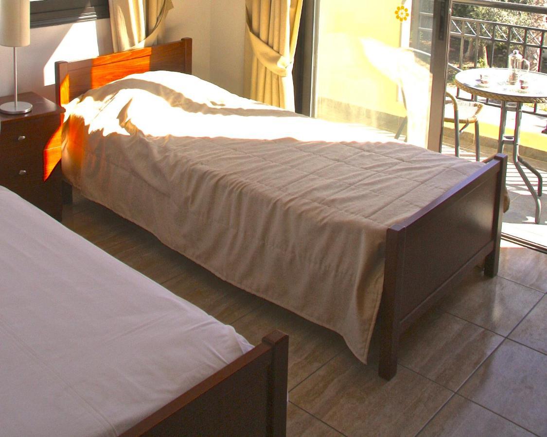 Faros Beach B101 Apartment Kato Paphos Appartement *